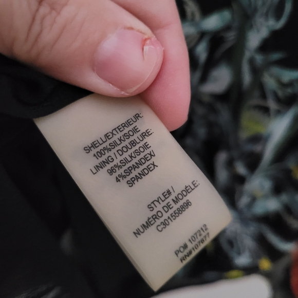 Alice + Olivia 💯 silk dress - Picture 6 of 8